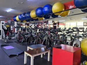 Naswhan Gym Nadd Al Hamar-fitness area